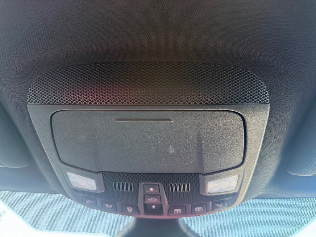 Used 2024 Ford Edge ST-Line AWD/4WD image 20