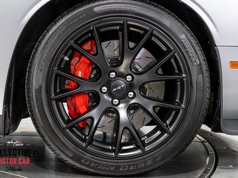 Used 2016 Dodge Challenger SRT Hellcat RWD image 71
