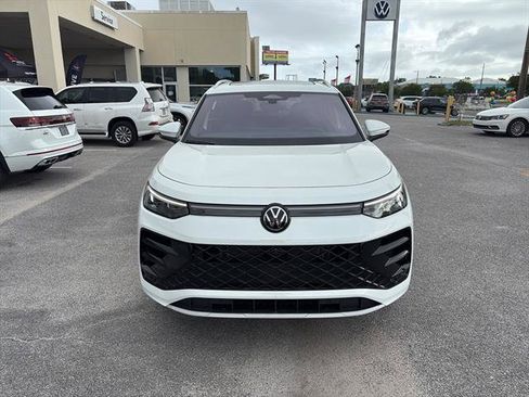 New 2026 Volkswagen Tiguan SEL R-Line AWD/4WD image 8