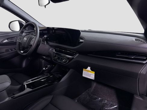 New 2026 Buick Envista Sport Touring w/ Convenience I Package FWD image 27