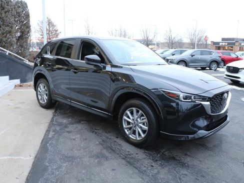 Certified 2025 MAZDA CX-5 AWD 2.5 S w/ Select Package image 6