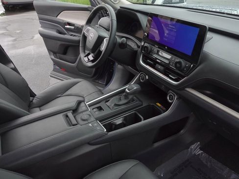 Certified 2025 Toyota Grand Highlander AWD Hybrid image 14