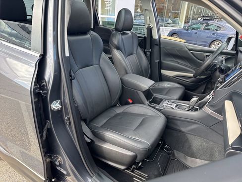 Used 2023 Subaru Forester Limited image 13