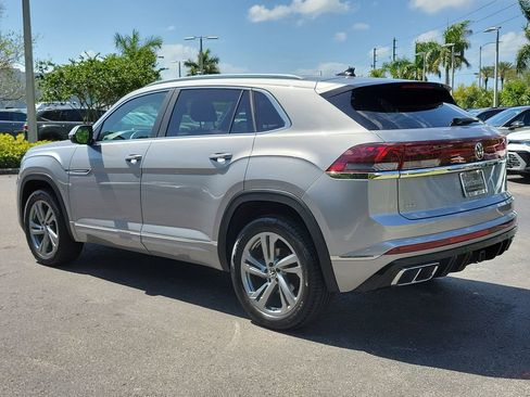 Used 2024 Volkswagen Atlas Cross Sport SEL R-Line image 4