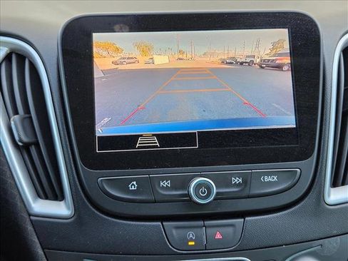 Used 2023 Chevrolet Malibu LT image 13