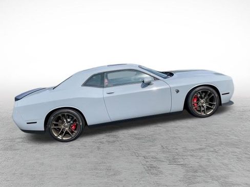 Used 2021 Dodge Challenger SRT Hellcat RWD image 7