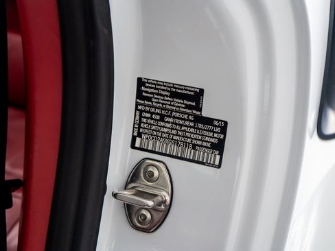 Used 2016 Porsche 911 Turbo S image 54