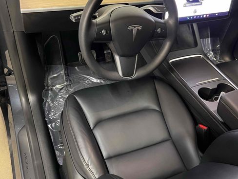 Used 2023 Tesla Model Y Long Range AWD/4WD image 74