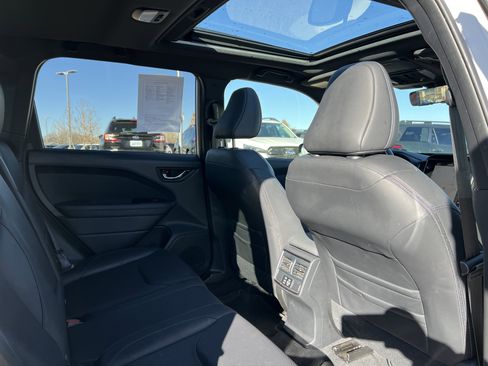Used 2025 Subaru Forester Limited w/ Popular Package #2 image 19