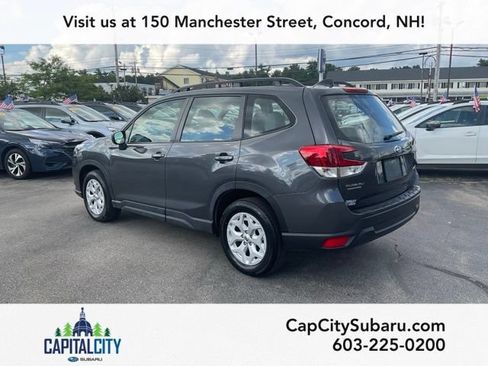 Used 2024 Subaru Forester AWD/4WD image 4