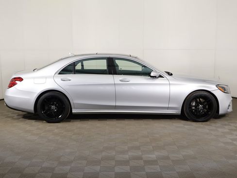Used 2019 Mercedes-Benz S 560 4MATIC Sedan w/ AMG Line Exterior image 22