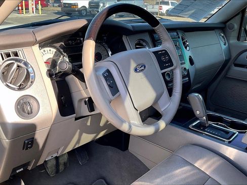 Used 2012 Ford Expedition Limited image 15