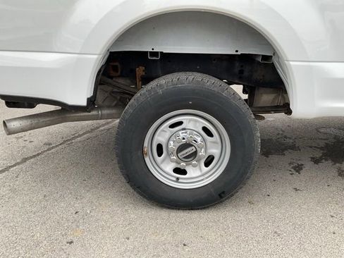 Used 2021 Ford F250 XL w/ Power Equipment Group AWD/4WD image 18
