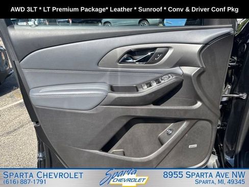 Used 2019 Chevrolet Traverse LT w/ LT Premium Package AWD/4WD image 12