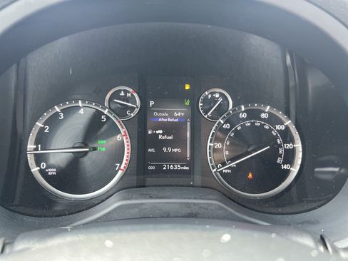 Used 2023 Lexus GX 460 Premium w/ Premium Package AWD/4WD image 17