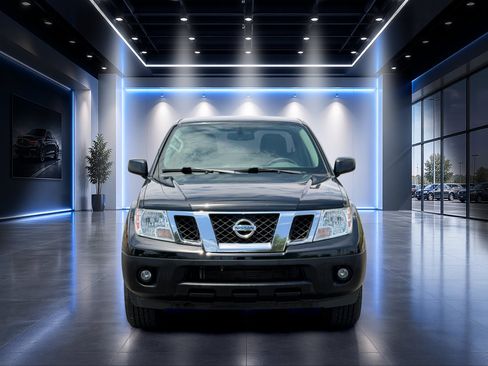 Used 2021 Nissan Frontier SV AWD/4WD image 5