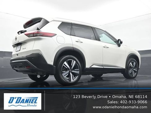 Used 2023 Nissan Rogue SL w/ SL Premium Package AWD/4WD image 12