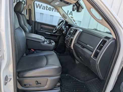 Used 2016 RAM 2500 Laramie image 41