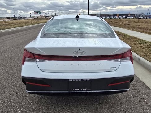 New 2026 Hyundai Elantra Blue image 4