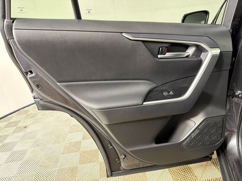 Used 2025 Toyota RAV4 XLE w/ Convenience Package image 23