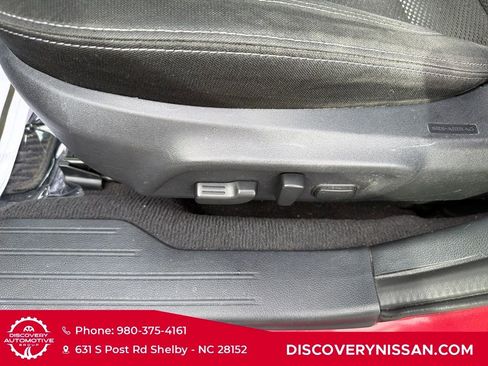 Used 2018 Subaru Outback 2.5i Premium image 12