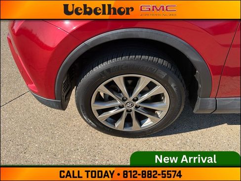 Used 2017 Toyota RAV4 Limited FWD image 15