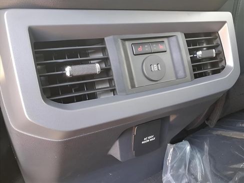 New 2026 Ford F250 Lariat w/ Black Appearance Package AWD/4WD image 27