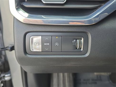 Certified 2025 GMC Acadia Elevation image 25