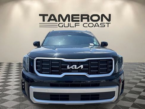 Used 2024 Kia Telluride S w/ S Sunroof Package FWD image 2