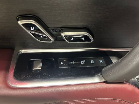 Used 2023 Land Rover Range Rover Autobiography AWD/4WD image 32