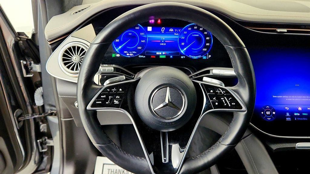 Used 2023 Mercedes-Benz EQS 580 4MATIC SUV image 13