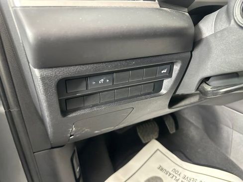 Used 2022 Mitsubishi Outlander SE AWD/4WD image 22