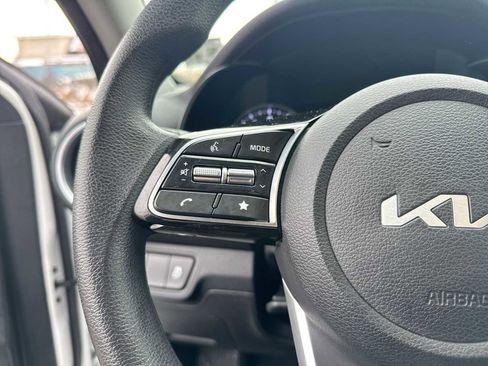 Used 2022 Kia Forte LXS image 24