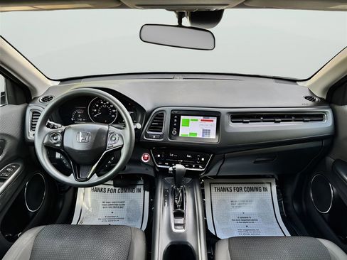Used 2019 Honda HR-V EX image 17