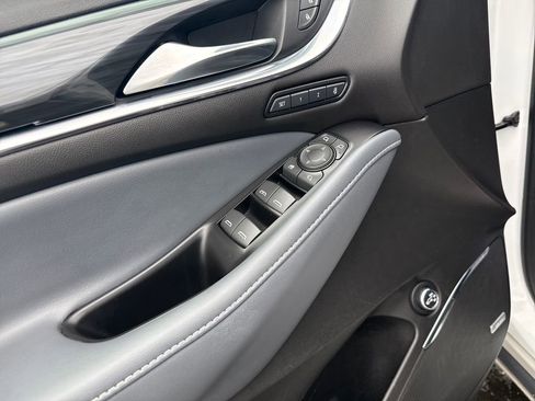 Used 2023 Buick Enclave Premium w/ Experience Buick Package image 14