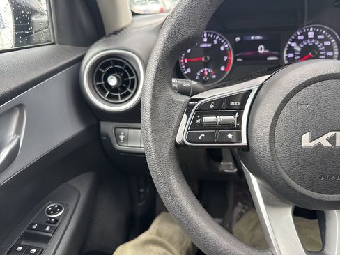 Used 2023 Kia Forte LXS image 24