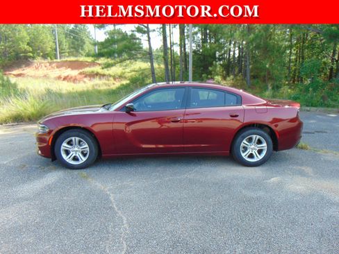 Used 2023 Dodge Charger SXT image 3