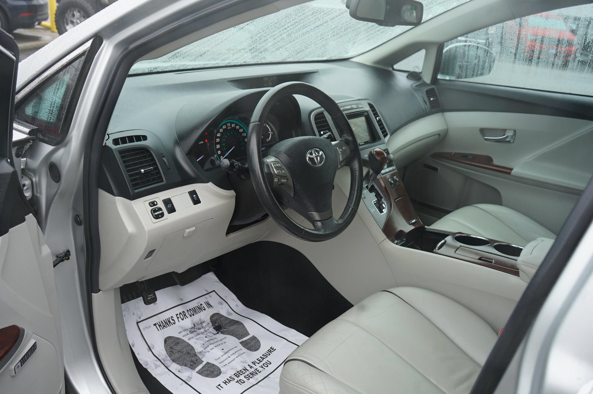 Used 2011 Toyota Venza AWD w/ Premium Pkg #2 image 15