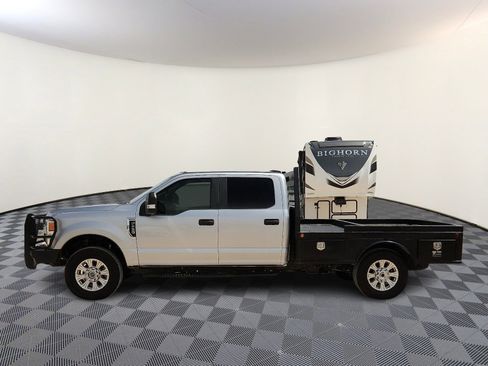 Used 2022 Ford F250 XL w/ STX Appearance Package image 2