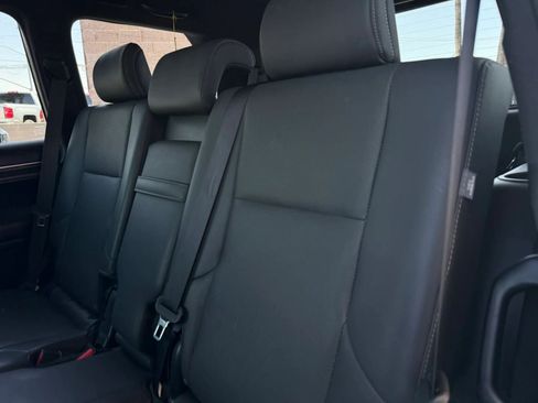 Used 2020 Lexus GX 460 Premium w/ Premium Package AWD/4WD image 38
