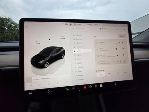 Used 2023 Tesla Model Y Long Range AWD/4WD image 47