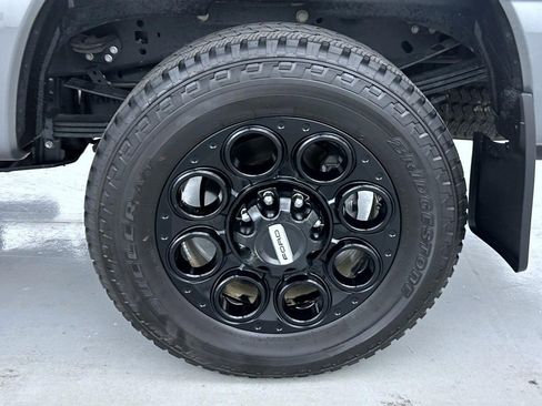 Used 2025 Ford F350 Lariat w/ Black Appearance Package AWD/4WD image 23
