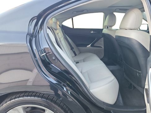 Used 2013 Lexus IS 250 image 22
