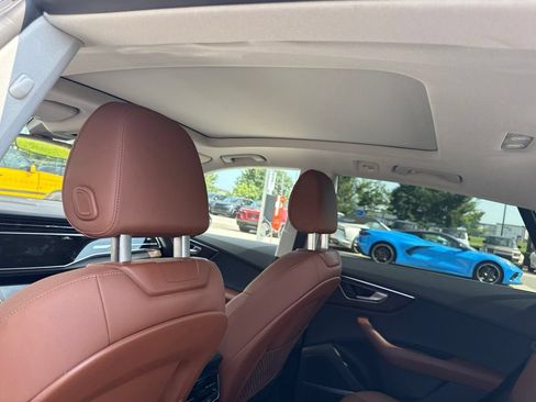 Used 2020 Audi Q8 Premium Plus AWD/4WD image 19