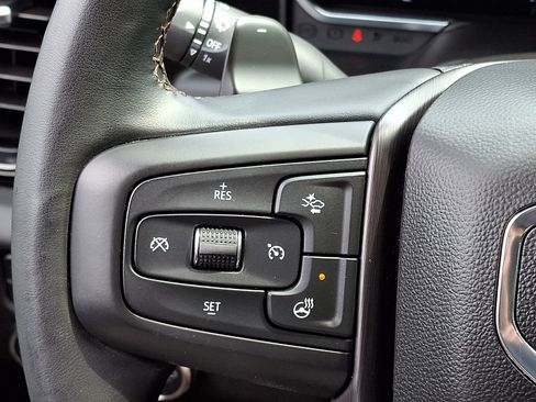 Used 2024 GMC Sierra 1500 AT4 w/ Technology Package AWD/4WD image 21