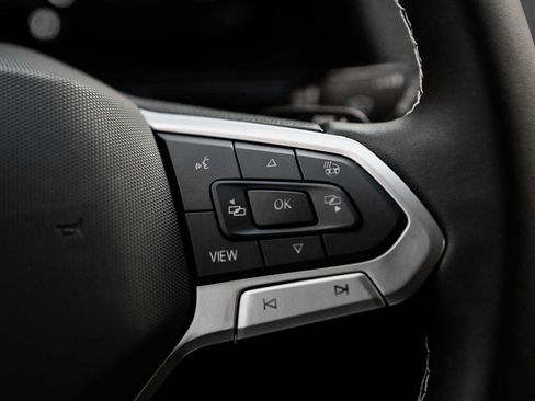 New 2026 Volkswagen Atlas SE image 26