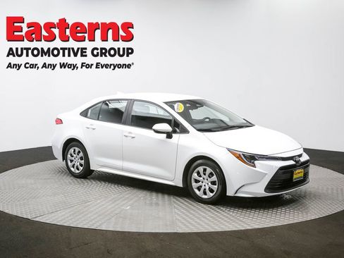 Used 2024 Toyota Corolla LE image 48