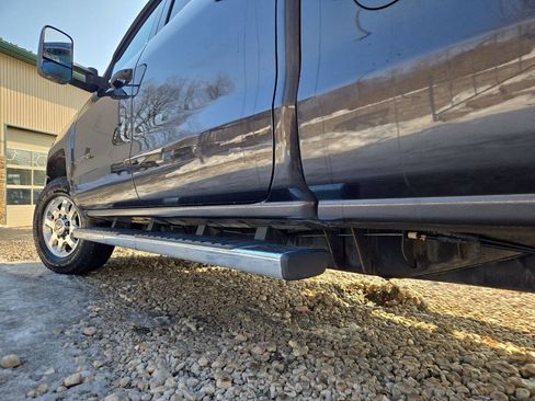 Used 2015 Chevrolet Silverado 2500 LT w/ LT Convenience Package image 20