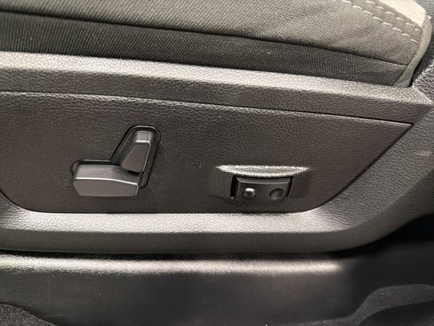 Used 2024 RAM 2500 Big Horn image 17