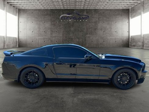 Used 2013 Ford Mustang GT Premium w/ GT Coupe Accessory Pkg 5 RWD image 2